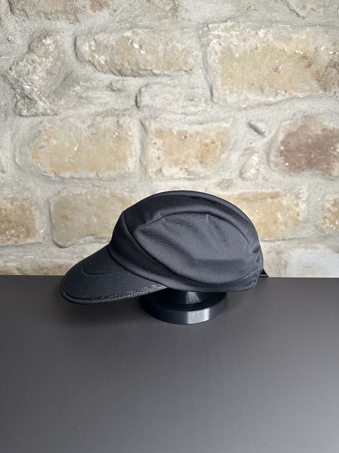 BURGUNDER cap carbon B